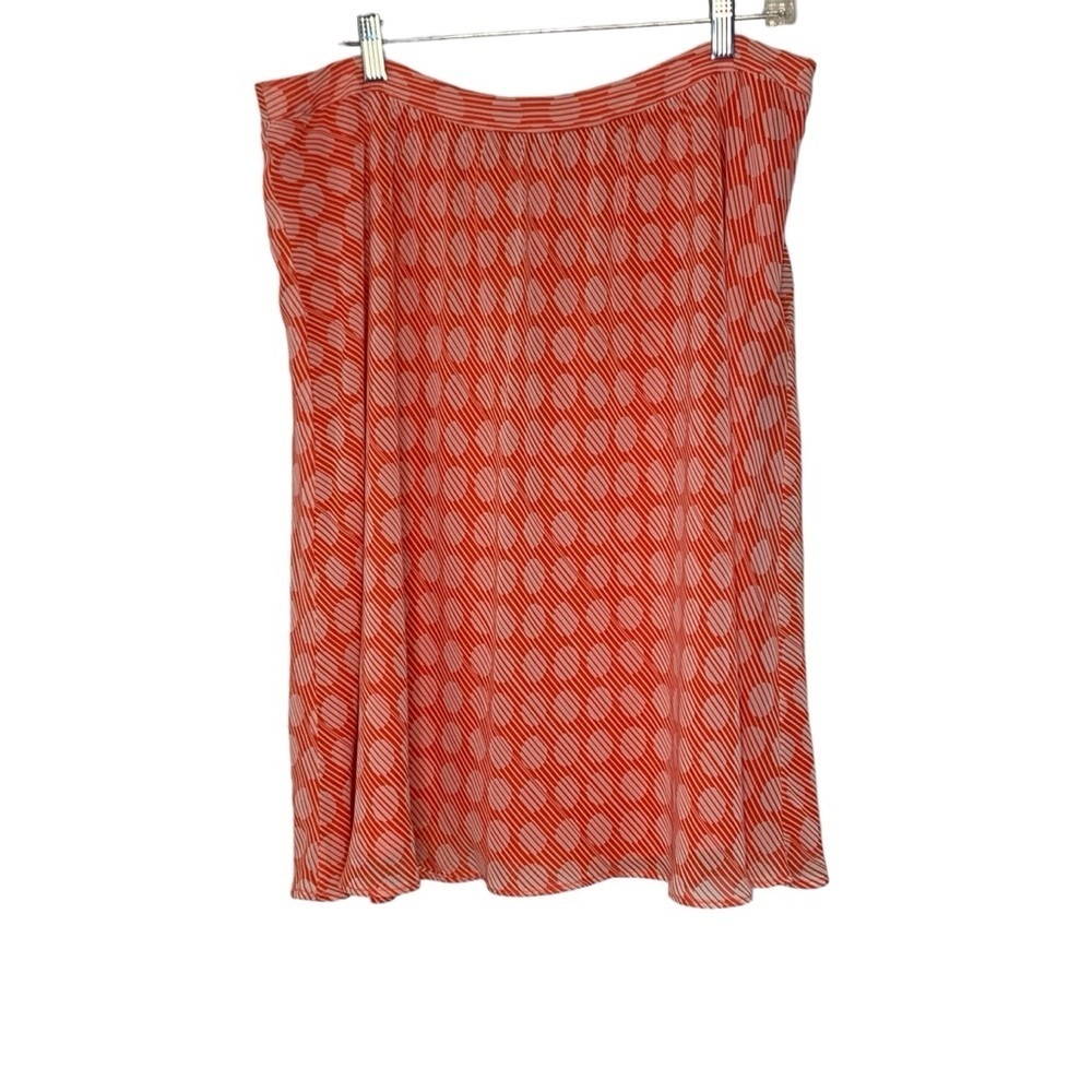 Liz Claiborne flirty orange and white abstract dot and stripe skirt. Size 14